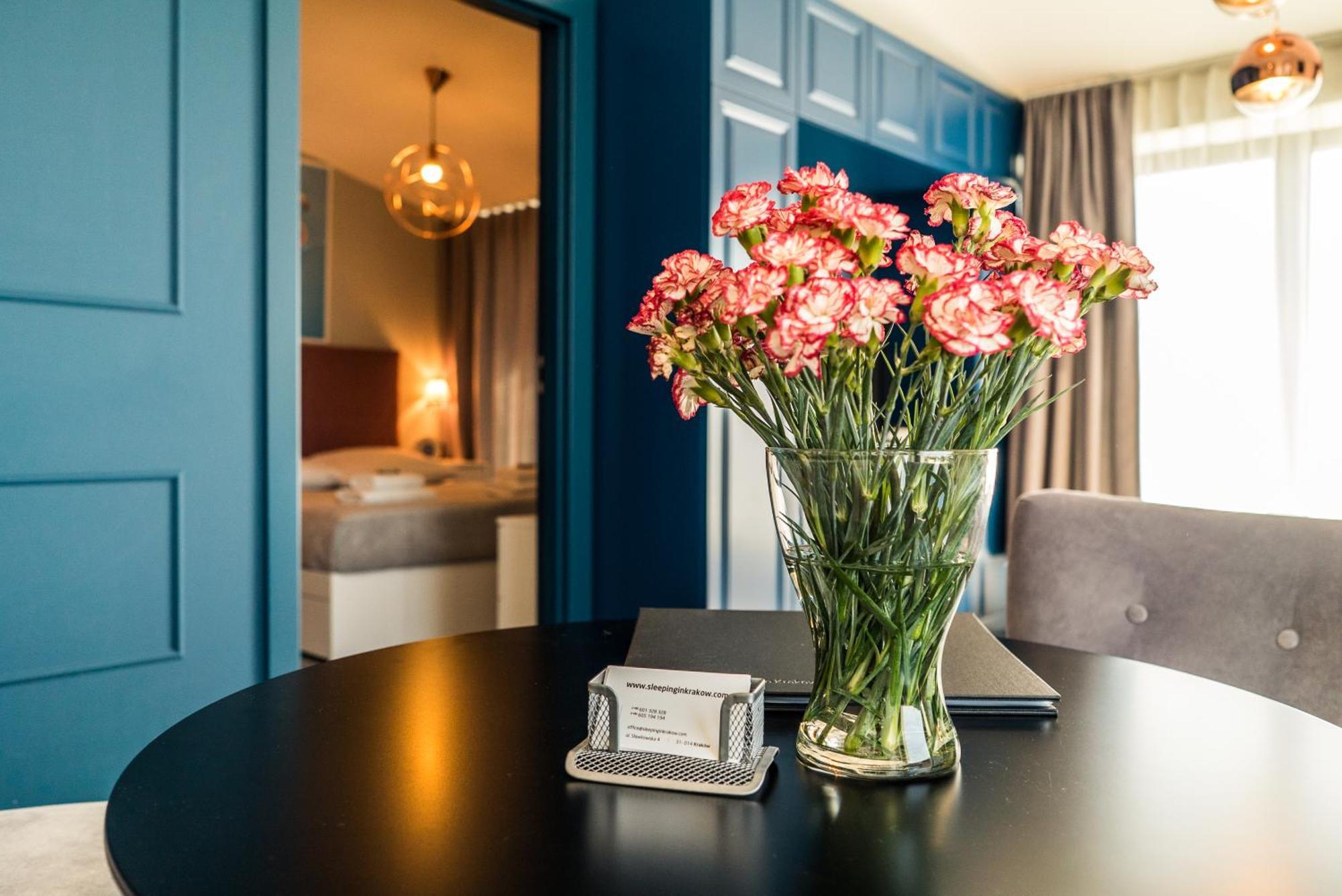 3 Minutes Apartments Old Town Krakow Bagian luar foto